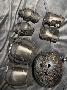 187 Killer Pads Knee Pads Wrist Guards, 888 Elbow Pads, S ONE Holographic Helmet